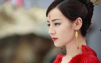 娱乐我杨蜜老公被热巴曝光 社会热点插画